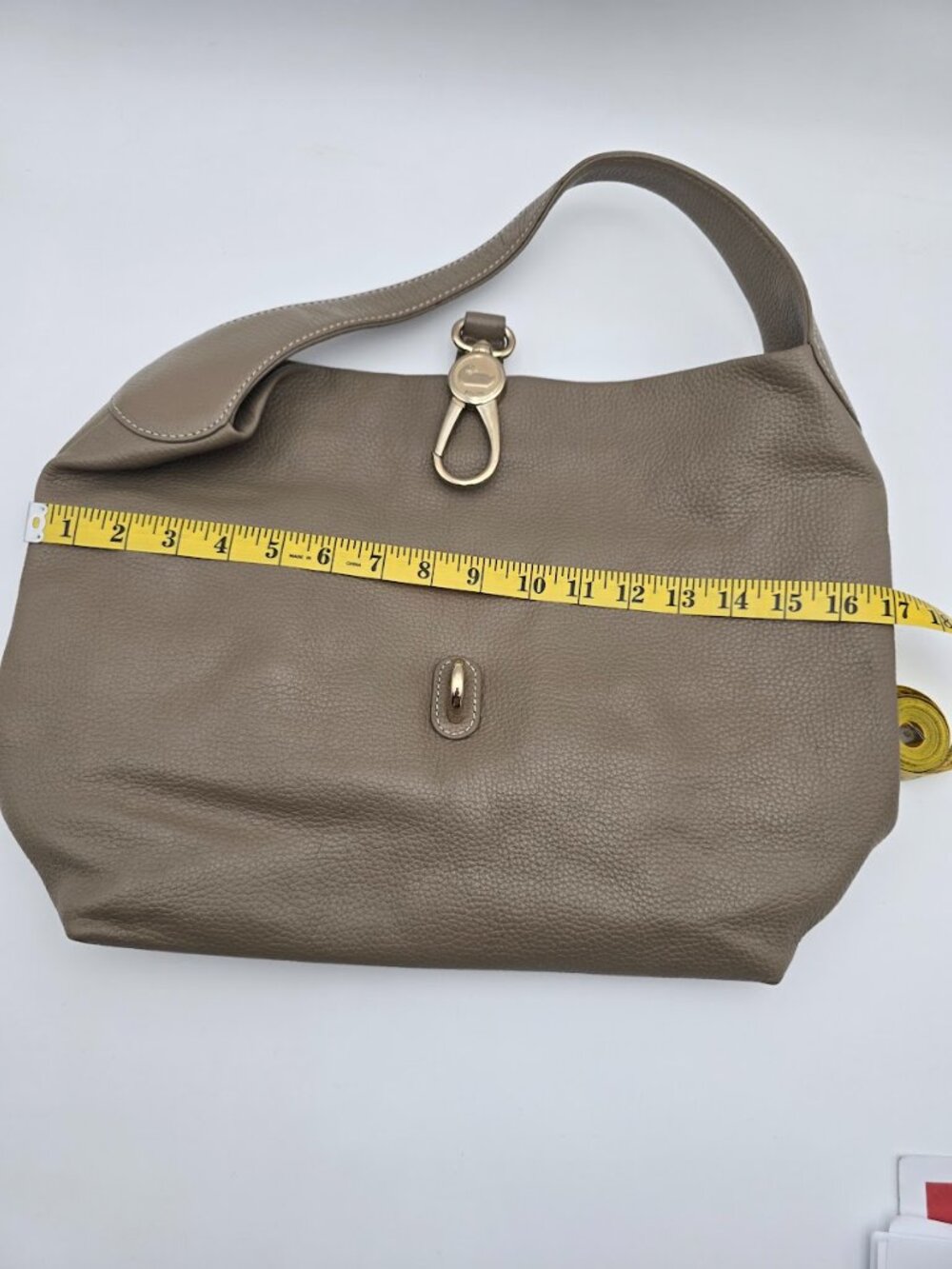 Dooney & Bourke Taupe Pebbled Leather Hobo Shoulder Bag Lock Sac - Picture 12 of 14